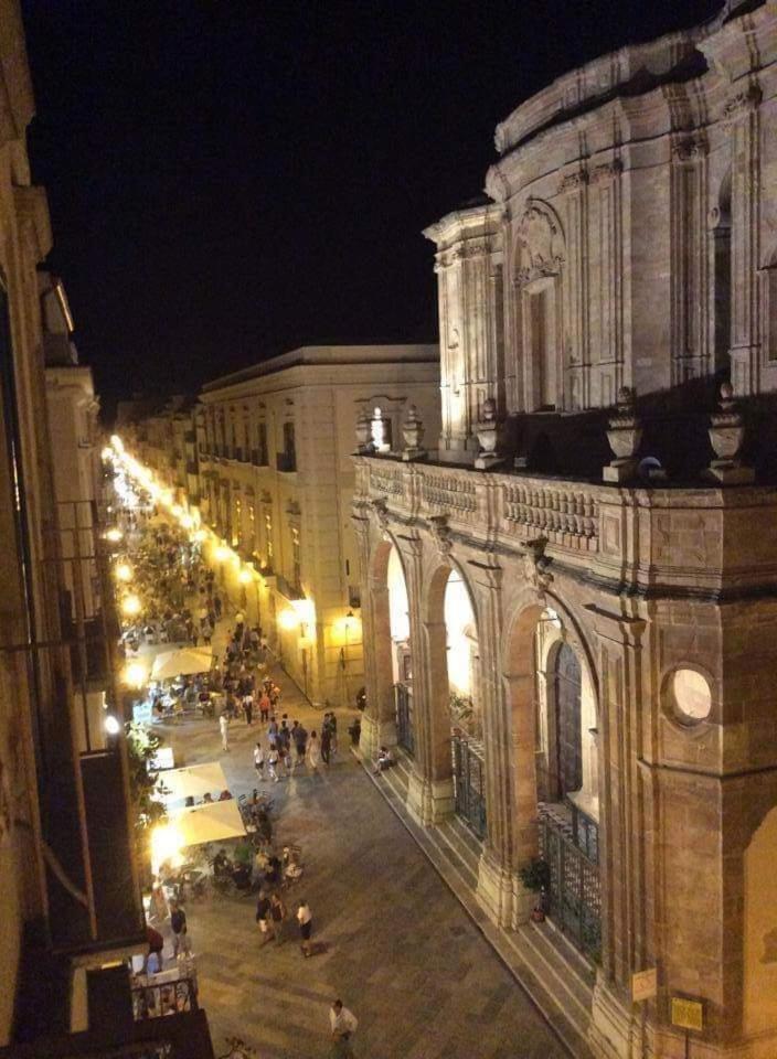 B&B 36 Passi Dal Mare Trapani Exteriér fotografie